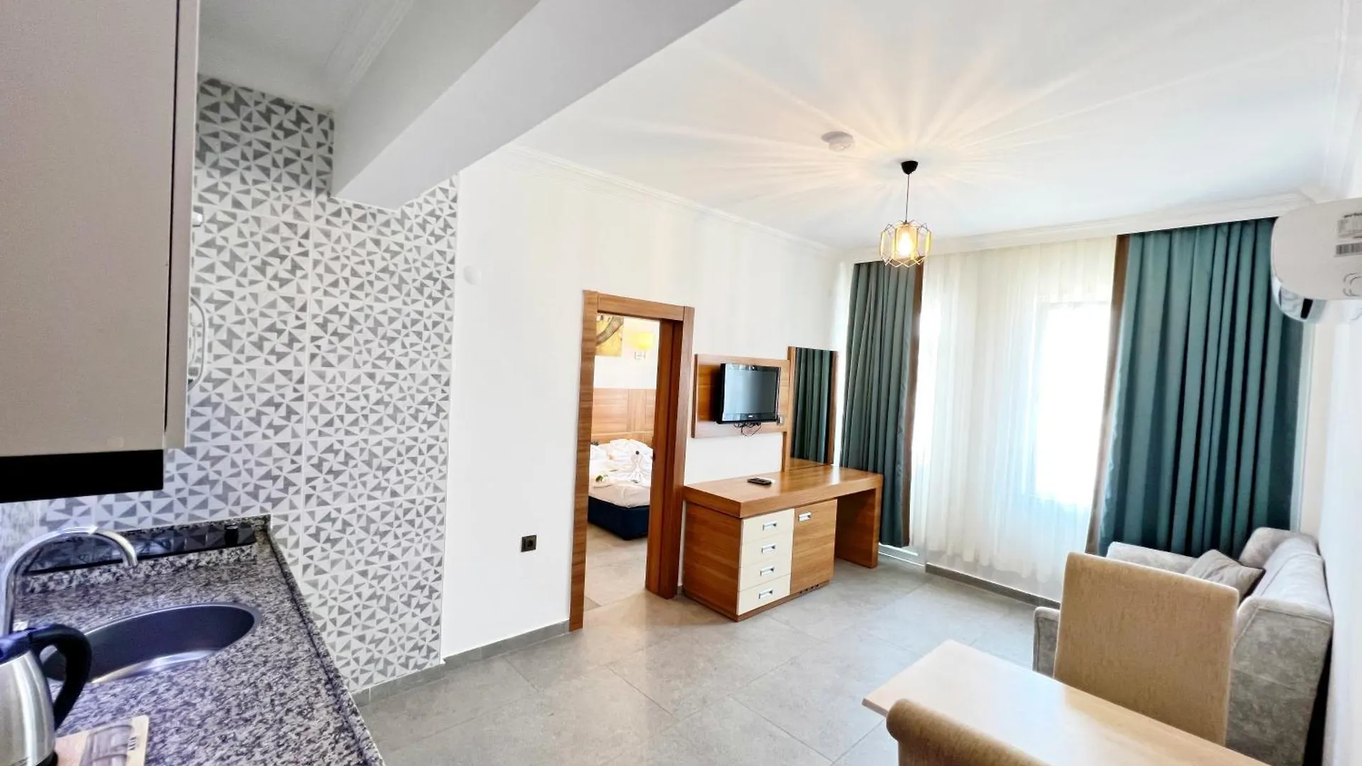 Akin Apart And Hotel Antalya Turkiet