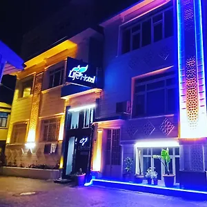 3* Otel Life